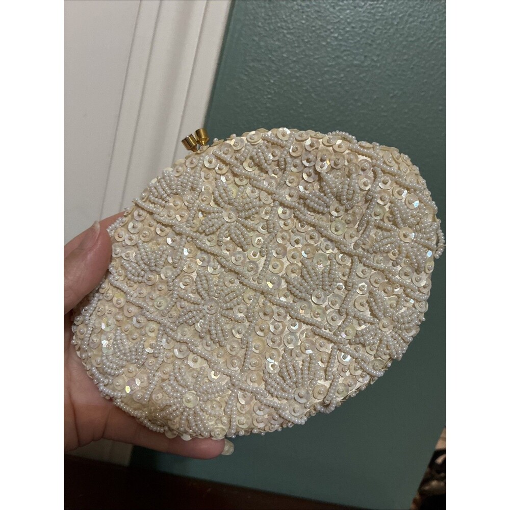 Vintage White Beaded Sequin Kiss-Lock Coin Purse Clutch Gold Frame Formal